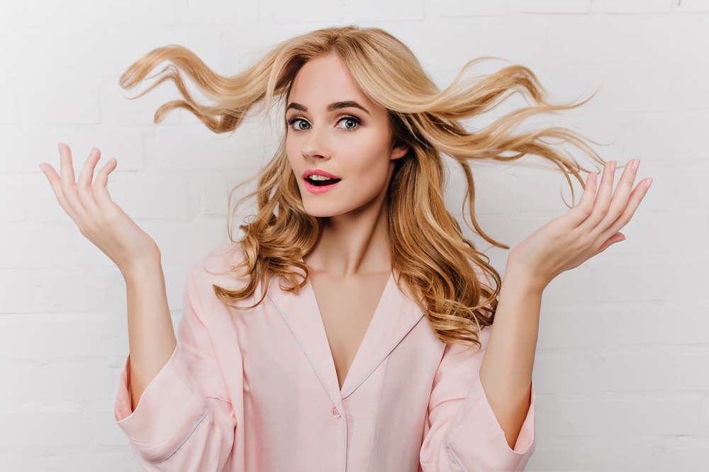 Jak wzmocnić osłabione włosy?